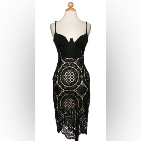 Lac Bleu Black Lace MIDI Dress Size Medium - Picture 1 of 14